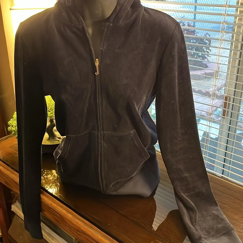 π©·ππ©·ππ©·ππ©·Juicy Couture Black Graphic JACKET!!!! STILL IN GREAT CONDITION π©·ππ©·π - Picture 4 of 6